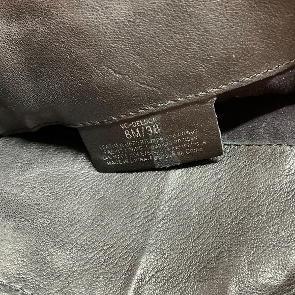 VINCE CAMUTO ‘Delson’ Leather Knee High Riding Boots Side Zippers 1.5” Heel Sz 8 - Picture 10 of 12